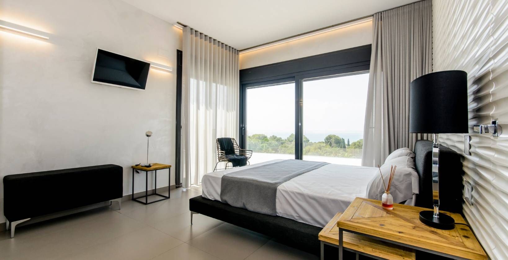 Main bedroom in 3-bedroom new-build villa, Campoamor