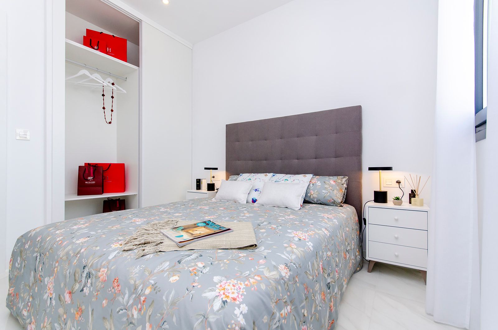 Open living and dining area, new-build villa, Orihuela