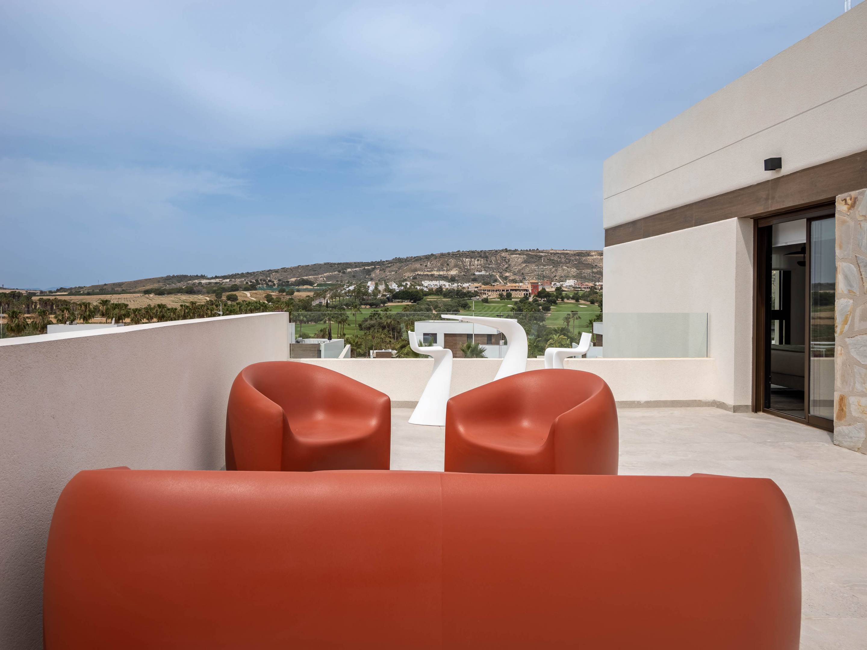 Outdoor space showing plot size, new-build villa, Algorfa