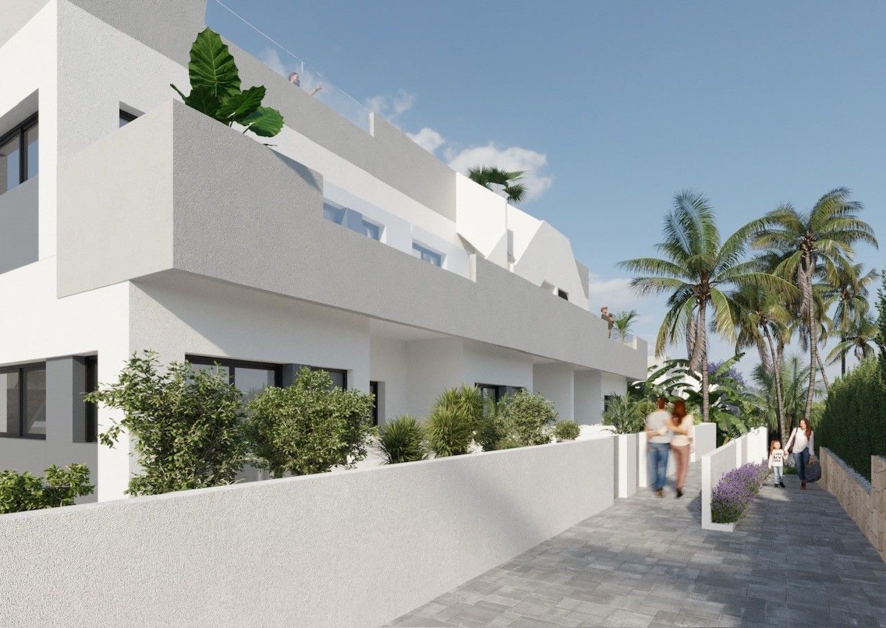 Solarium terrace in new-build development, Lago Jardín, Torrevieja