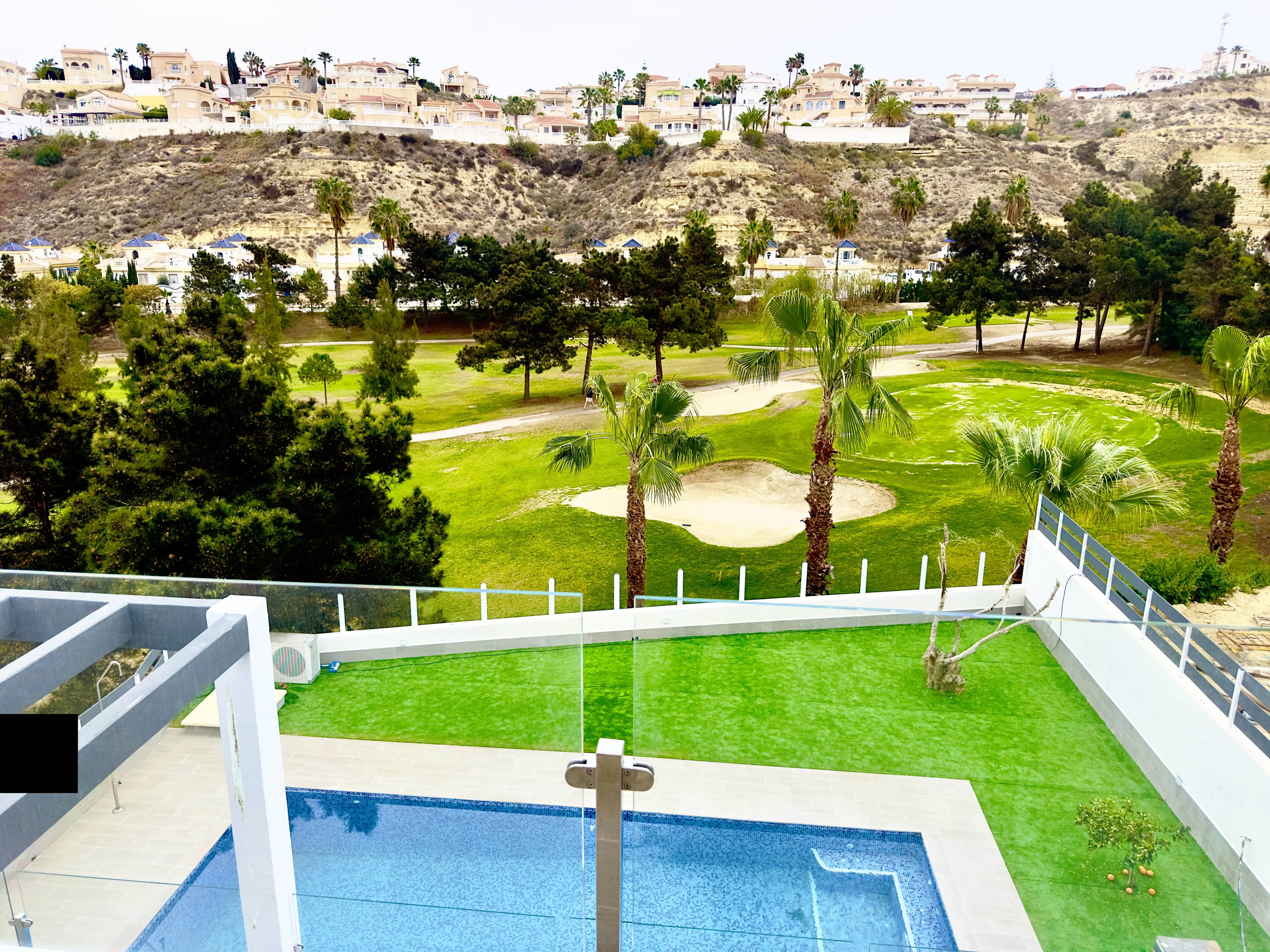 Front facade of 4-bedroom new-build villa in La Marquesa, Rojales