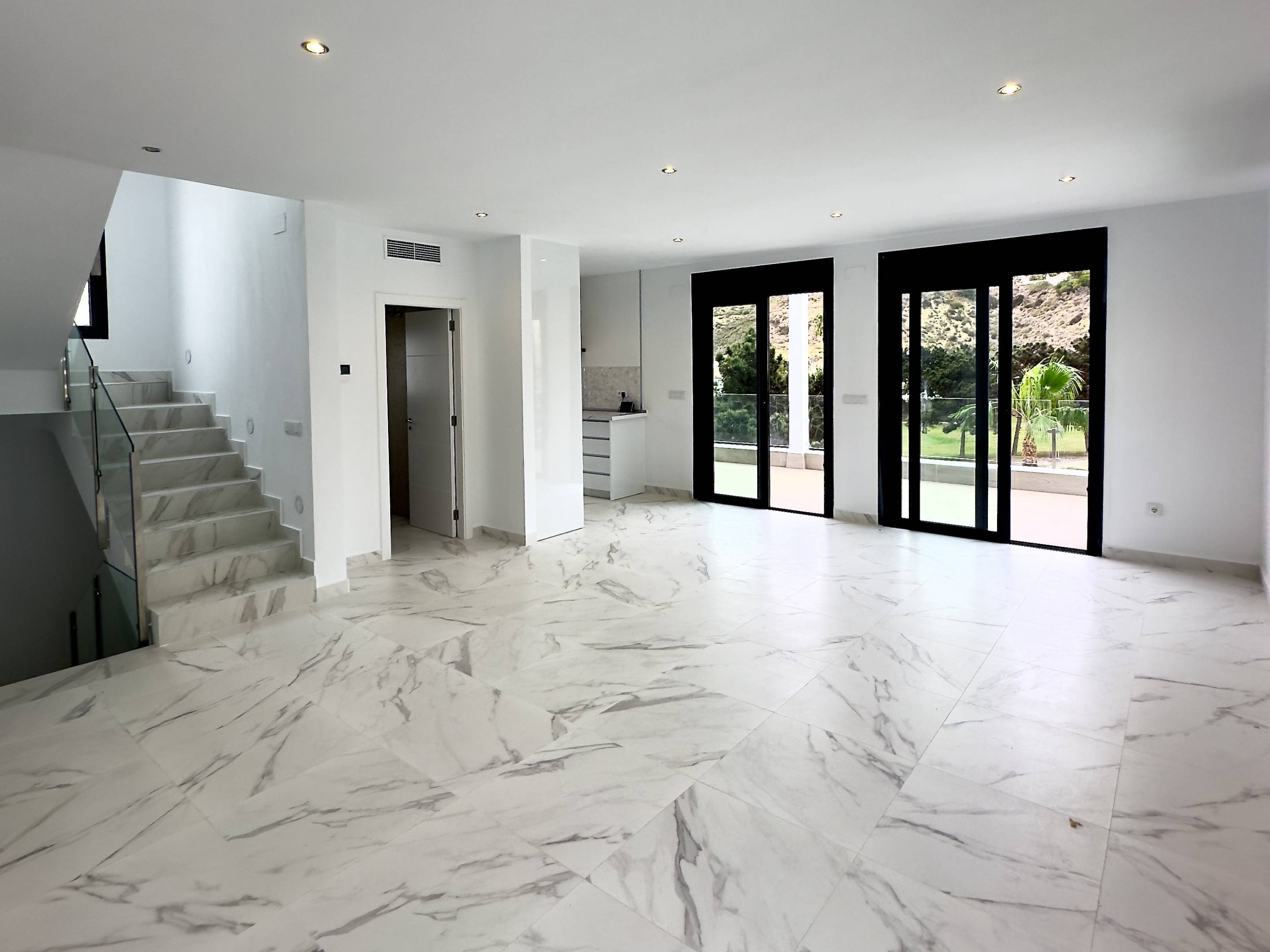 Dining space in new-build villa, La Marquesa, Rojales