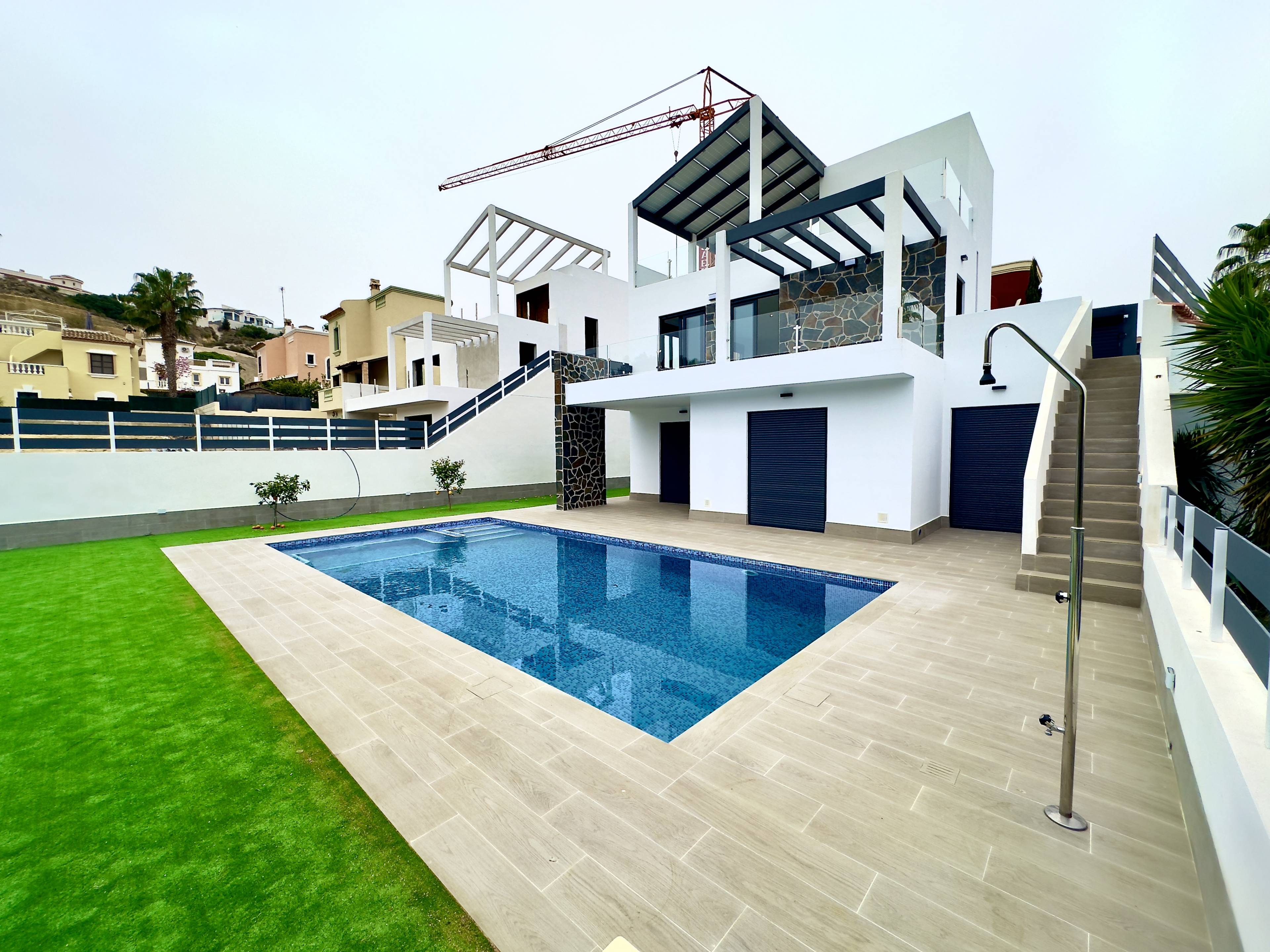 Corner of exterior terrace, new-build villa in La Marquesa