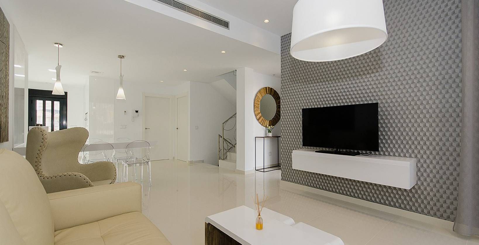 Kitchen with fitted units in new-build villa, Campoamor, Orihuela Costa