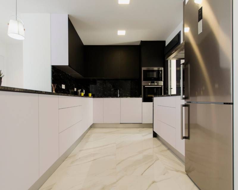 Kitchen in new-build 4-bedroom villa, Campoamor, Orihuela Costa
