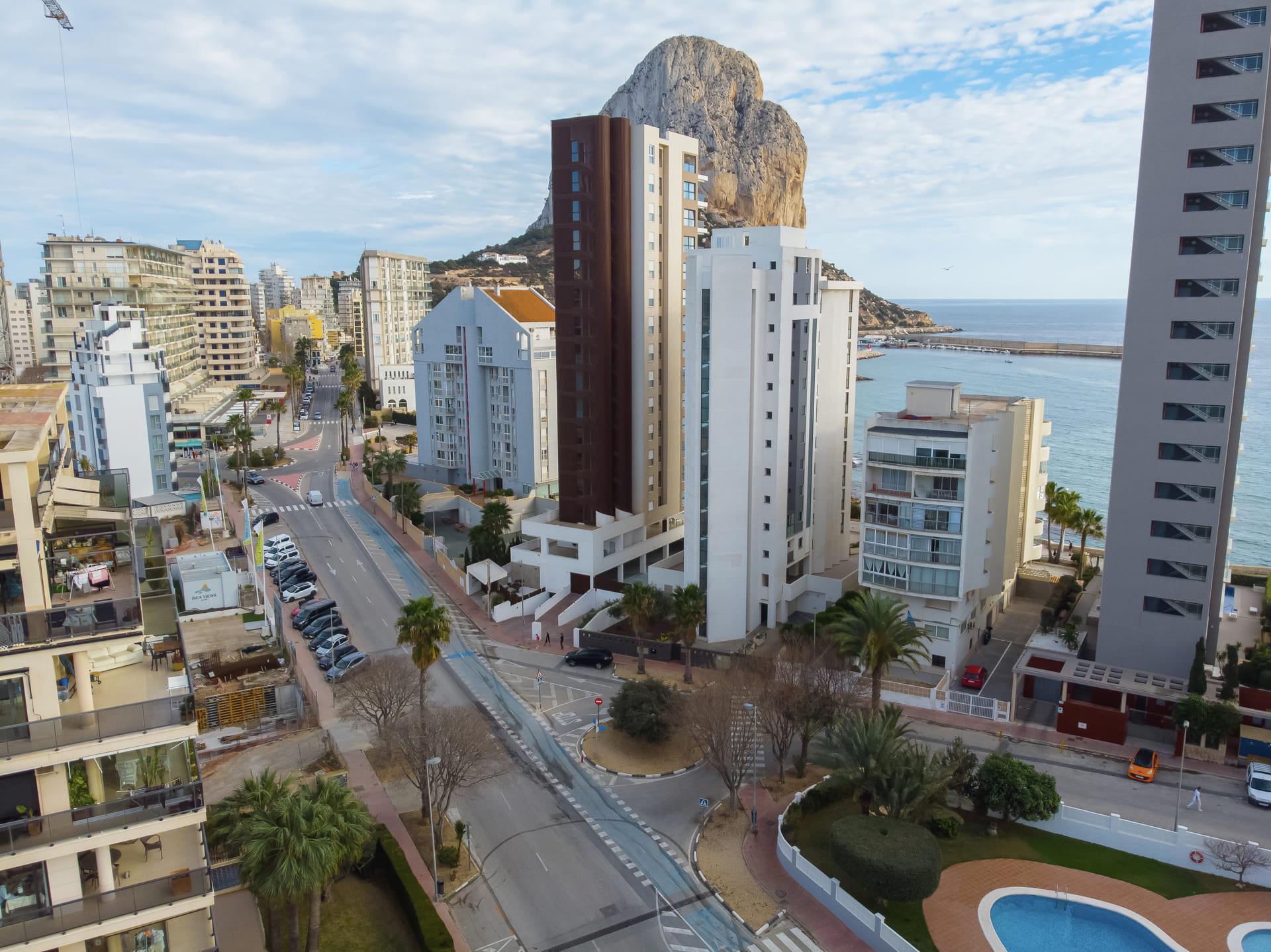Building facade of new-build apartment complex, Ifach