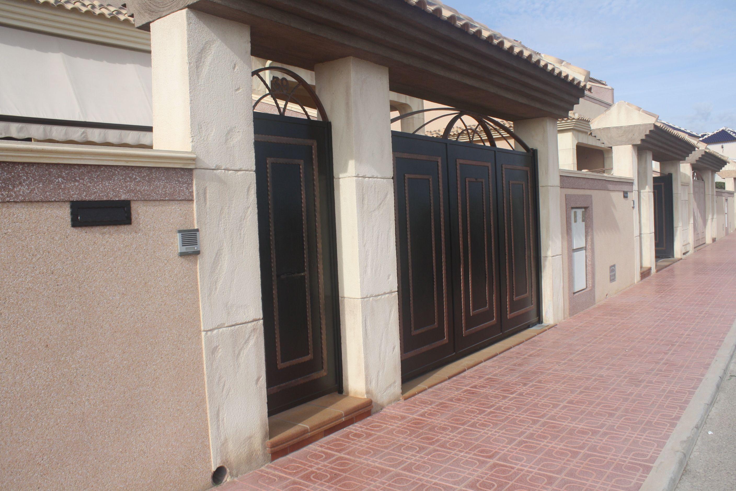 Ground-floor outdoor access, 2-bedroom townhouse, Los Balcones