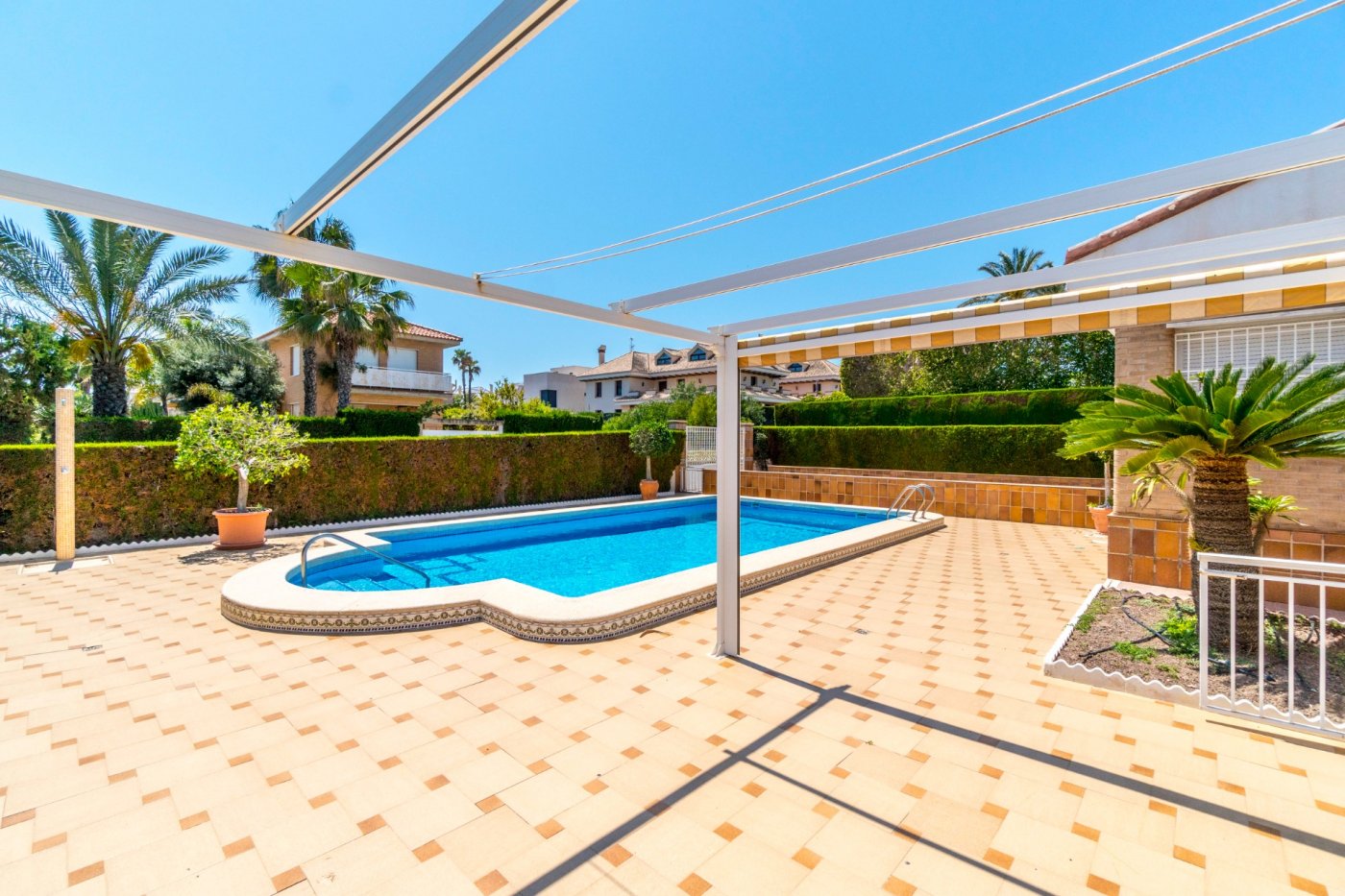 Building detail of the villa in La veleta, Torrevieja (view 31)