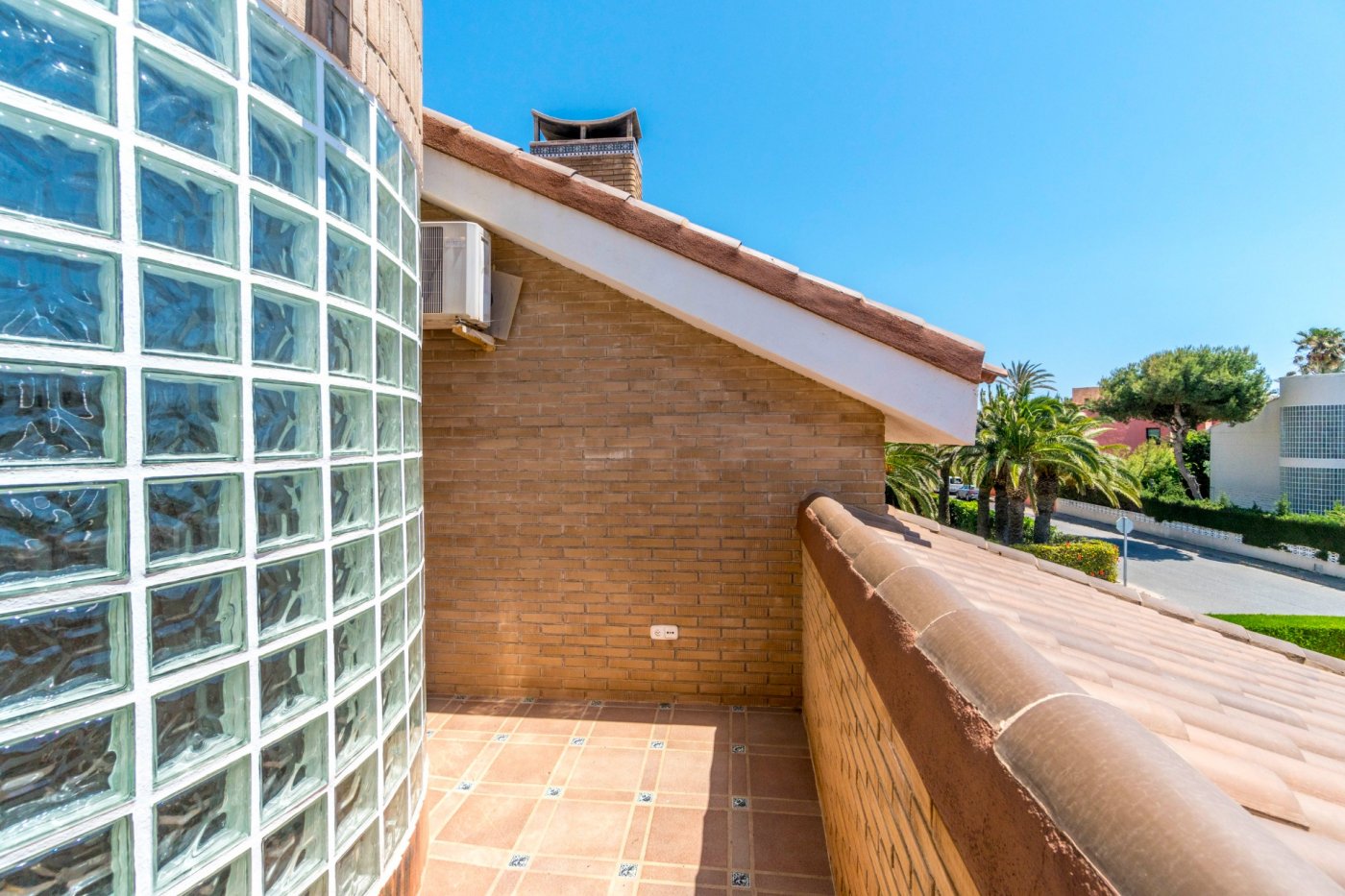 Parking area of the villa in La veleta, Torrevieja (view 37)