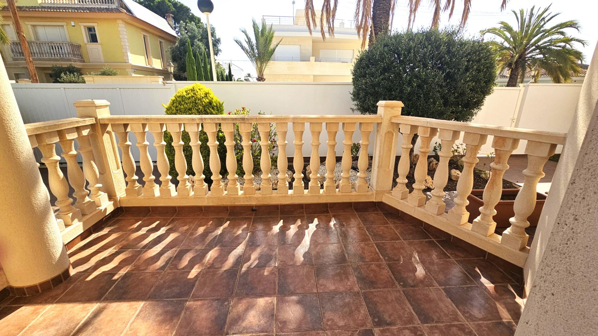 Hallway of the villa in La caleta, Cabo Roig (view 22)
