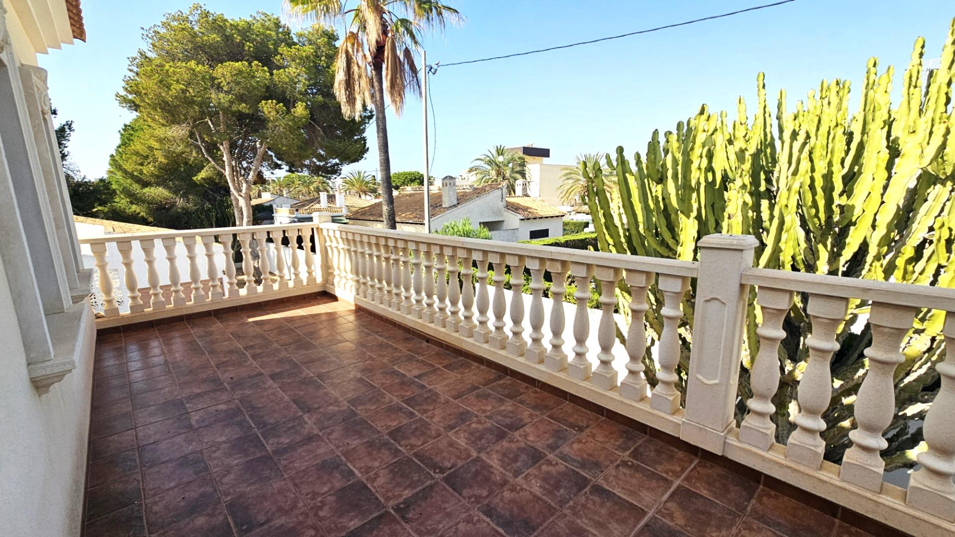 Utility room of the villa in La caleta, Cabo Roig (view 24)