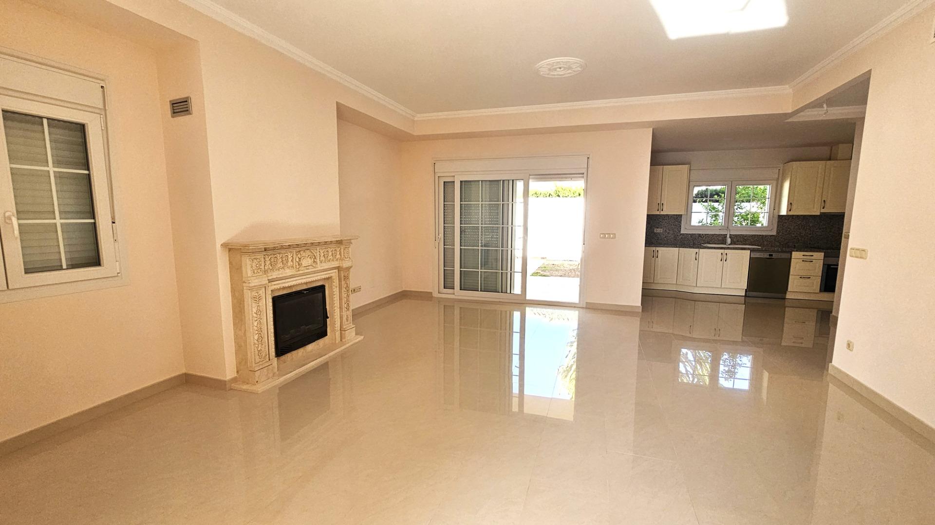 Kitchen area in villa, La caleta