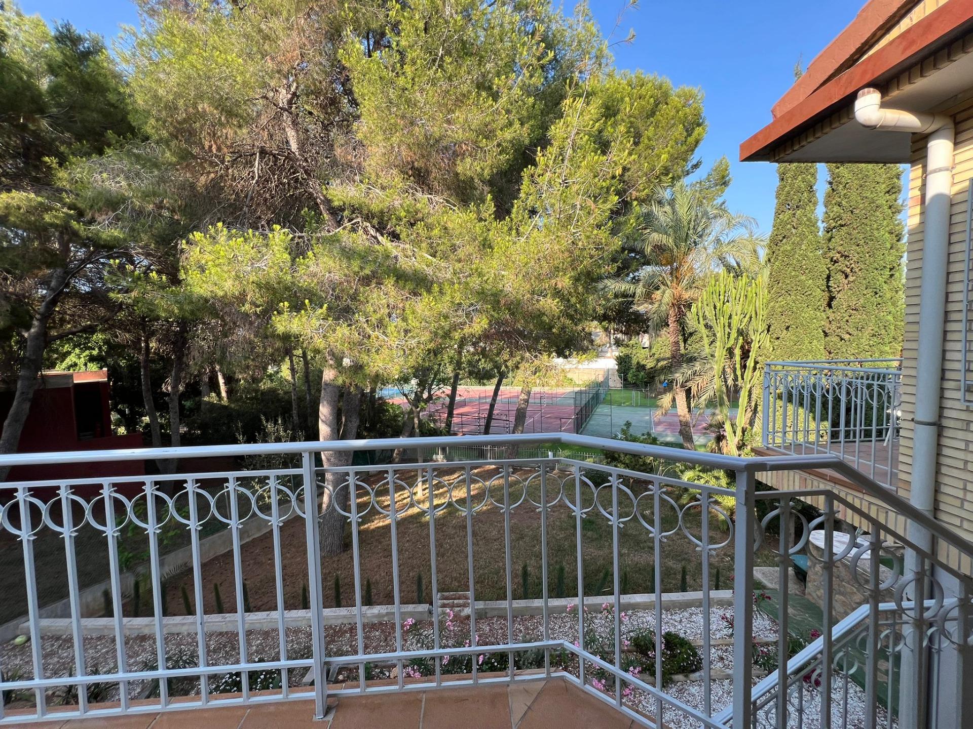 Neighbourhood view of the villa in Campoamor, Orihuela Costa