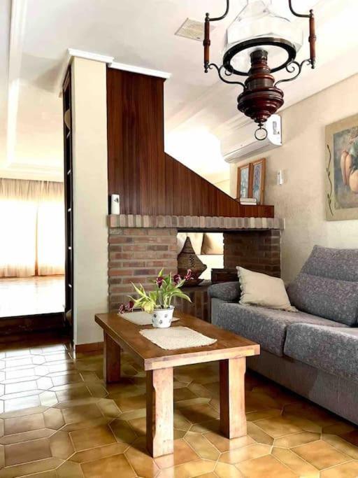 Street view of the villa in Campoamor, Orihuela Costa (view 28)
