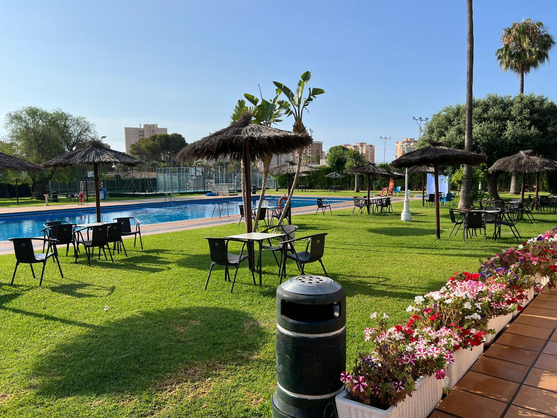 Entrance of the villa in Campoamor, Orihuela Costa (view 66)