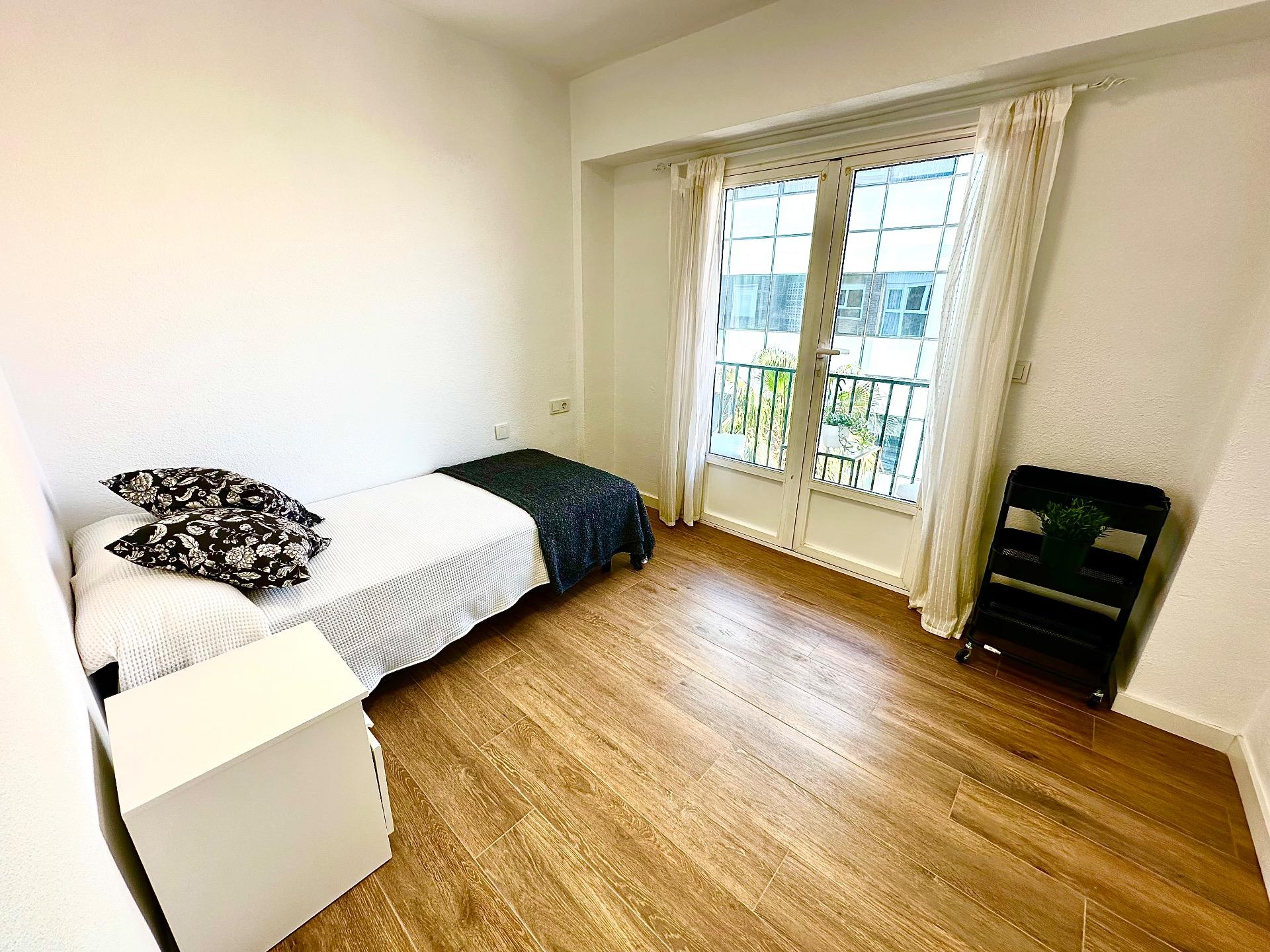 Living area in 3-bedroom apartment, Centro