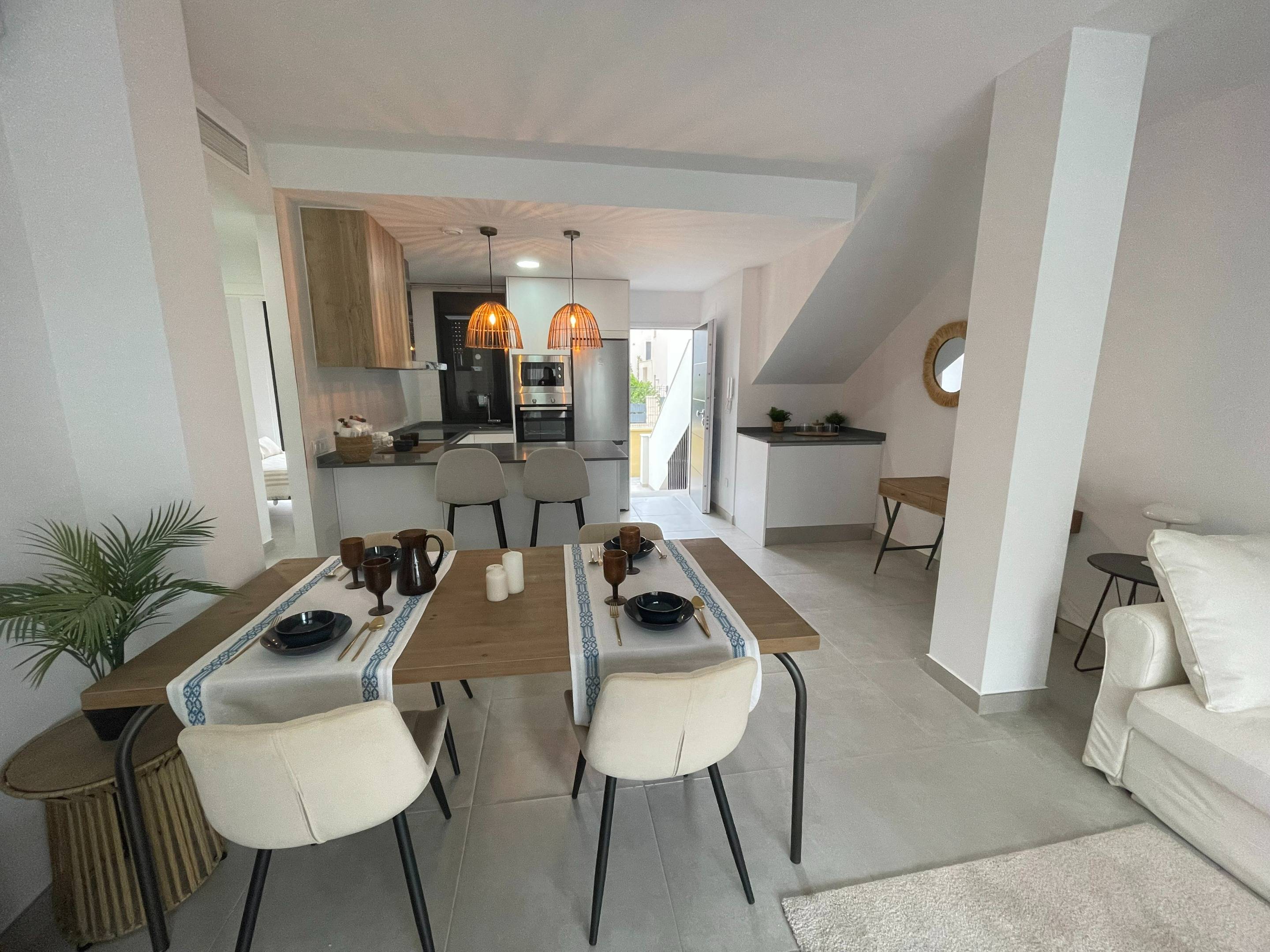 Hallway of the duplex in PAU 26, Orihuela Costa (view 32)
