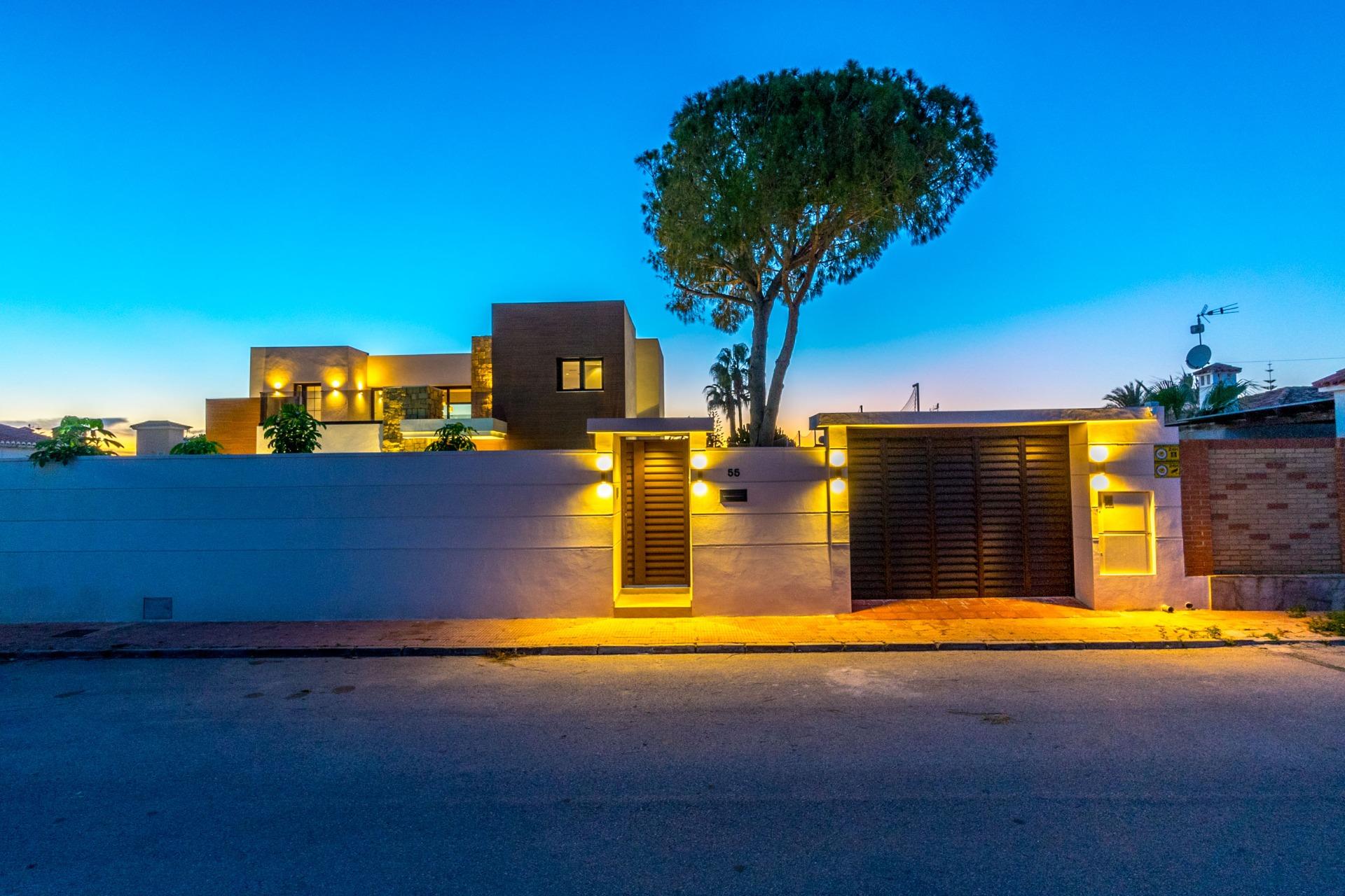 Utility room of the villa in Torreta Florida, Torrevieja (view 74)