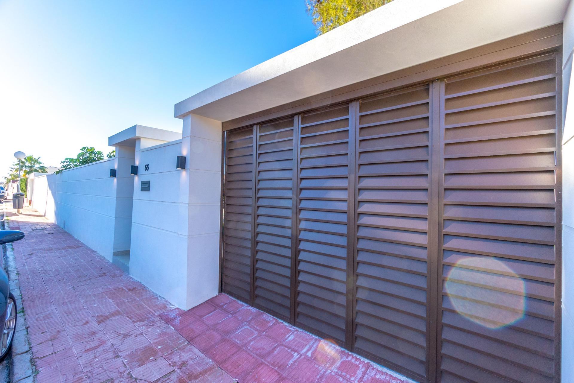 Storage area of the villa in Torreta Florida, Torrevieja (view 83)