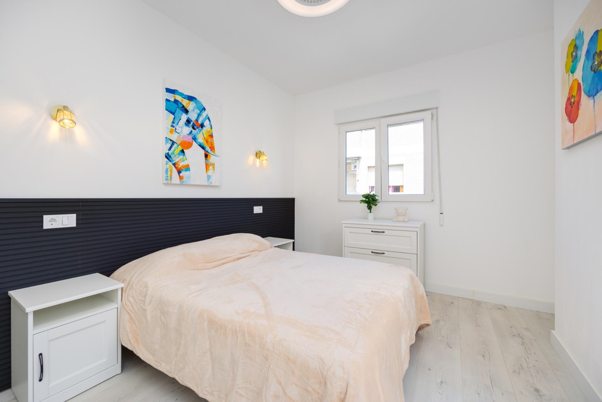 Additional room in apartment, Villananitos