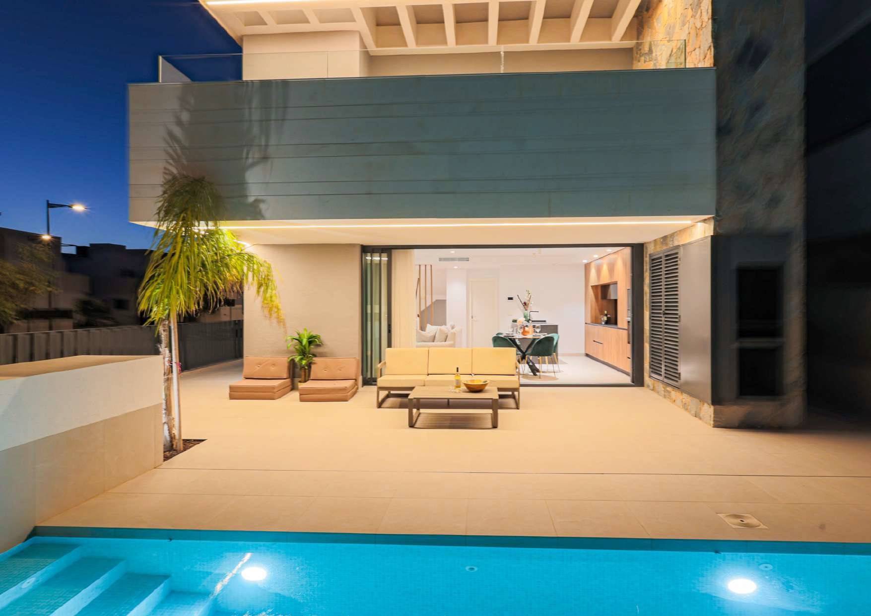 Living area in 3-bedroom villa, Oasis