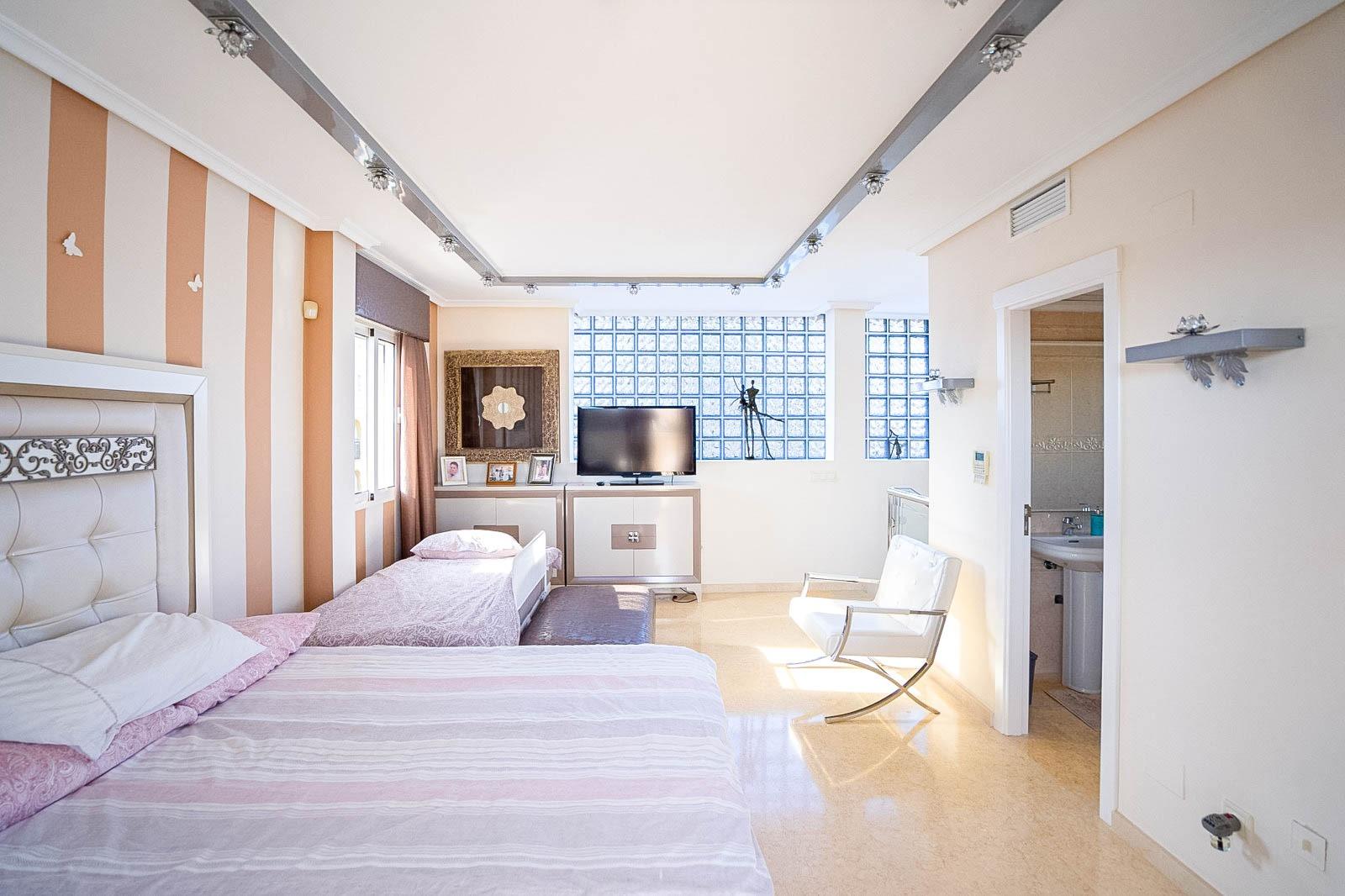 Hallway of the villa in Torre la mata, Torrevieja (view 22)