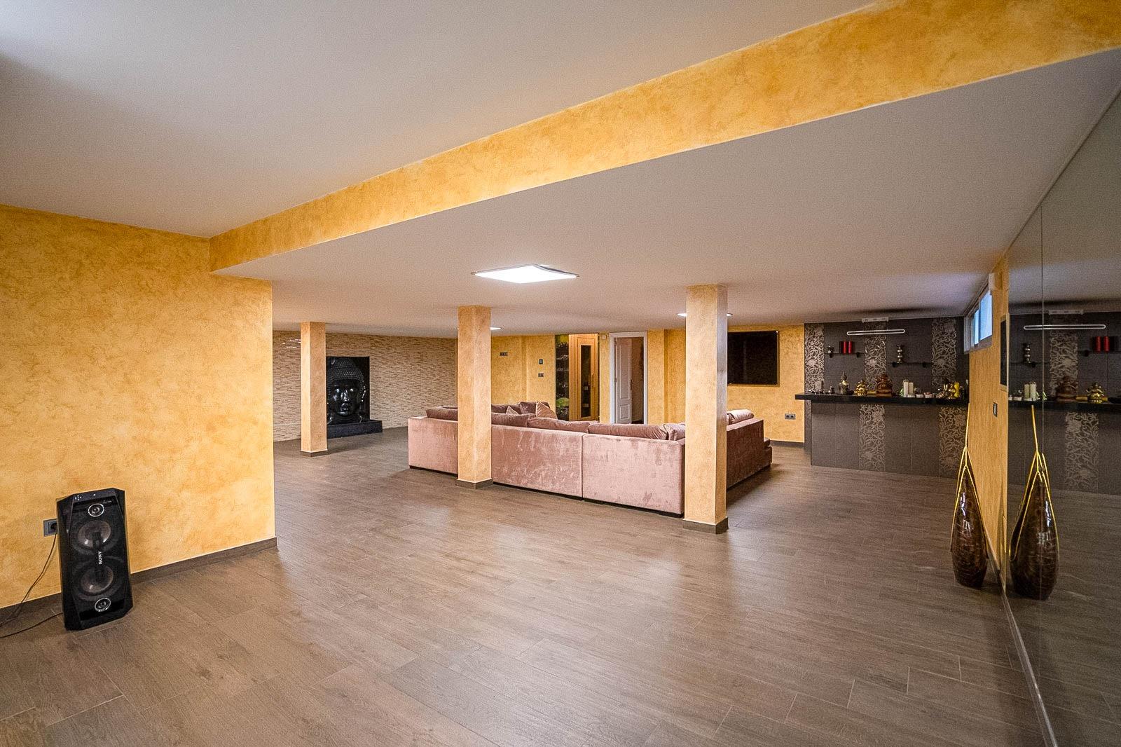 Additional room in villa, Torre la mata