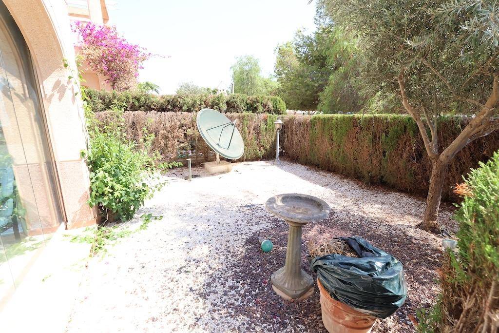 Street view of the bungalow in La Ciñuelica, Orihuela Costa