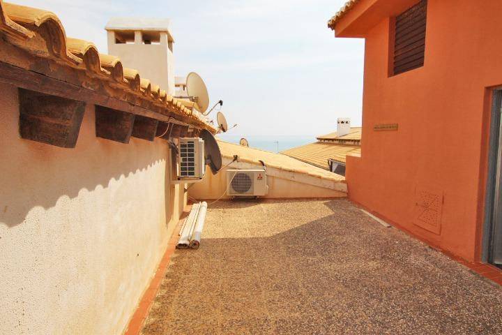 Building detail of the duplex in CERVANTES-PLAYA, Guardamar Del Segura