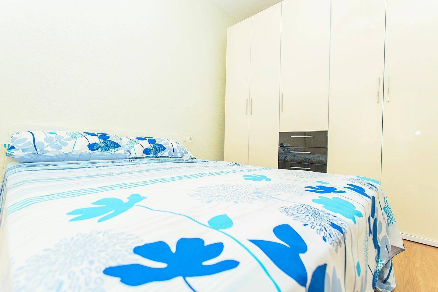 Hallway of the apartment in Playa del cura, Torrevieja (view 22)