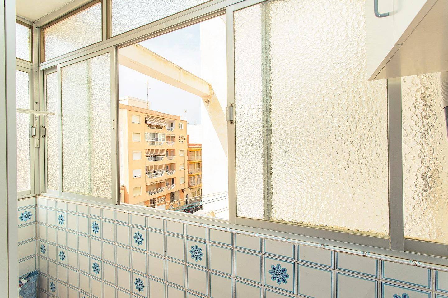 Entrance of the apartment in Playa del cura, Torrevieja (view 36)