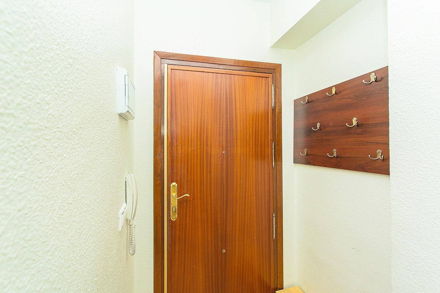 Complex grounds of the apartment in Playa del cura, Torrevieja (view 40)