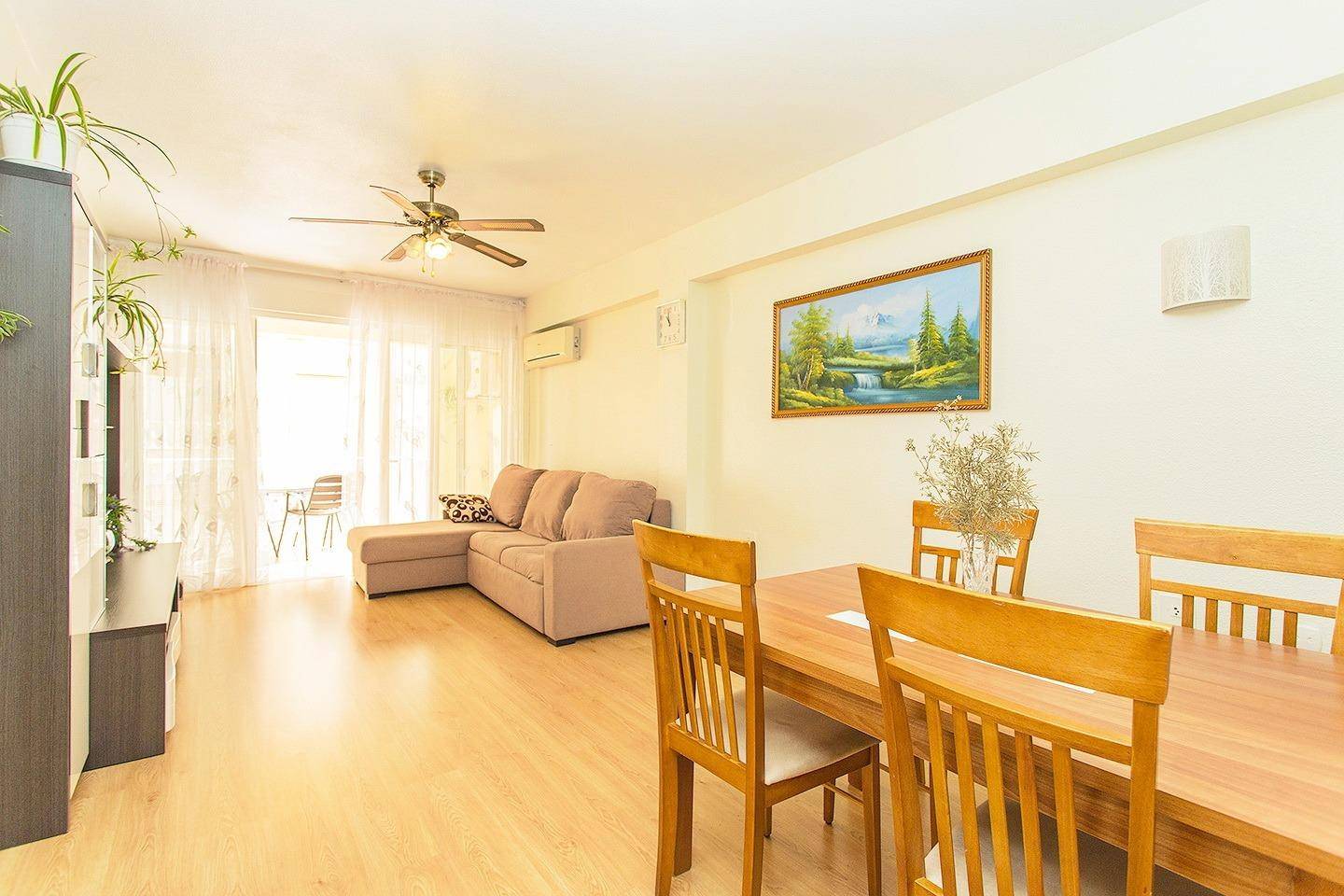 Second view of the apartment interior, Playa del cura