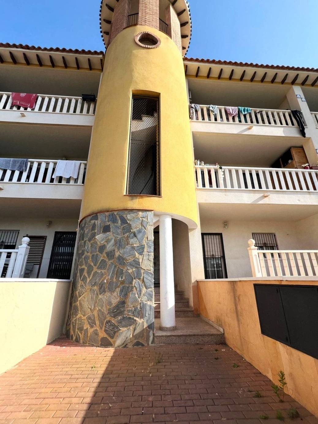 Entrance of the apartment in Montezenia, Orihuela Costa (view 26)