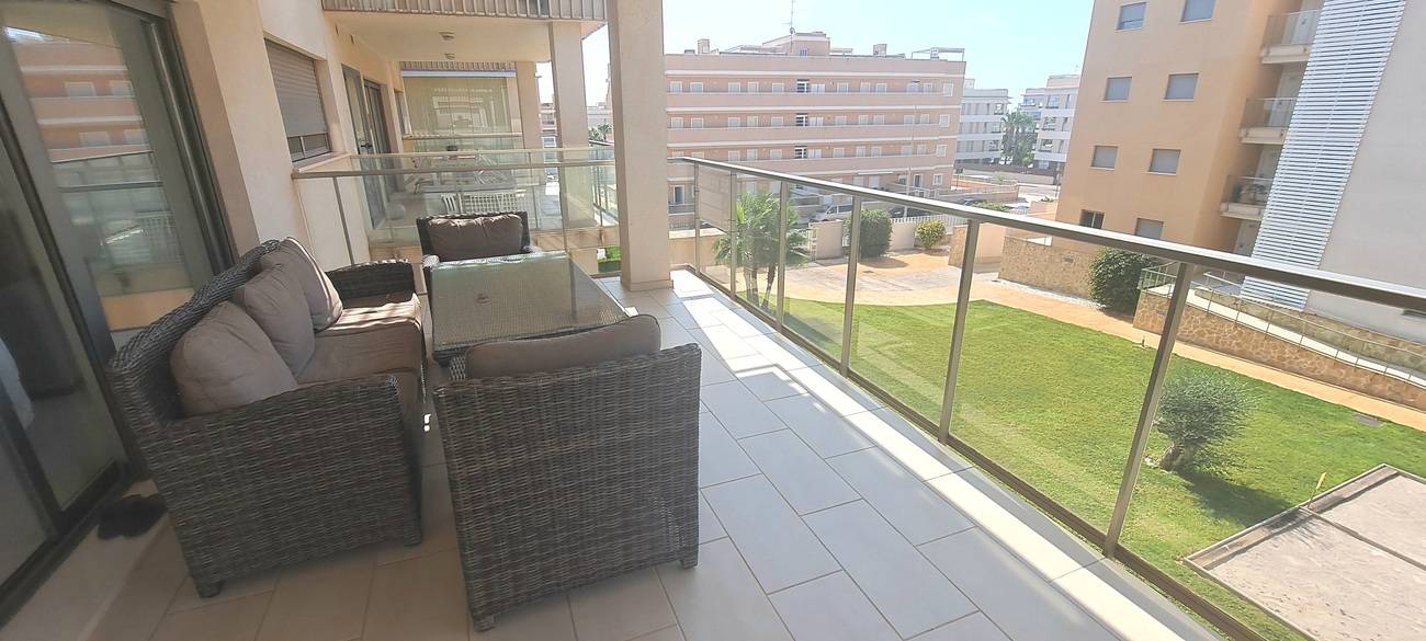 Hallway of the apartment in Lomas de Cabo Roig-Los Dolses, Orihuela Costa (view 22)