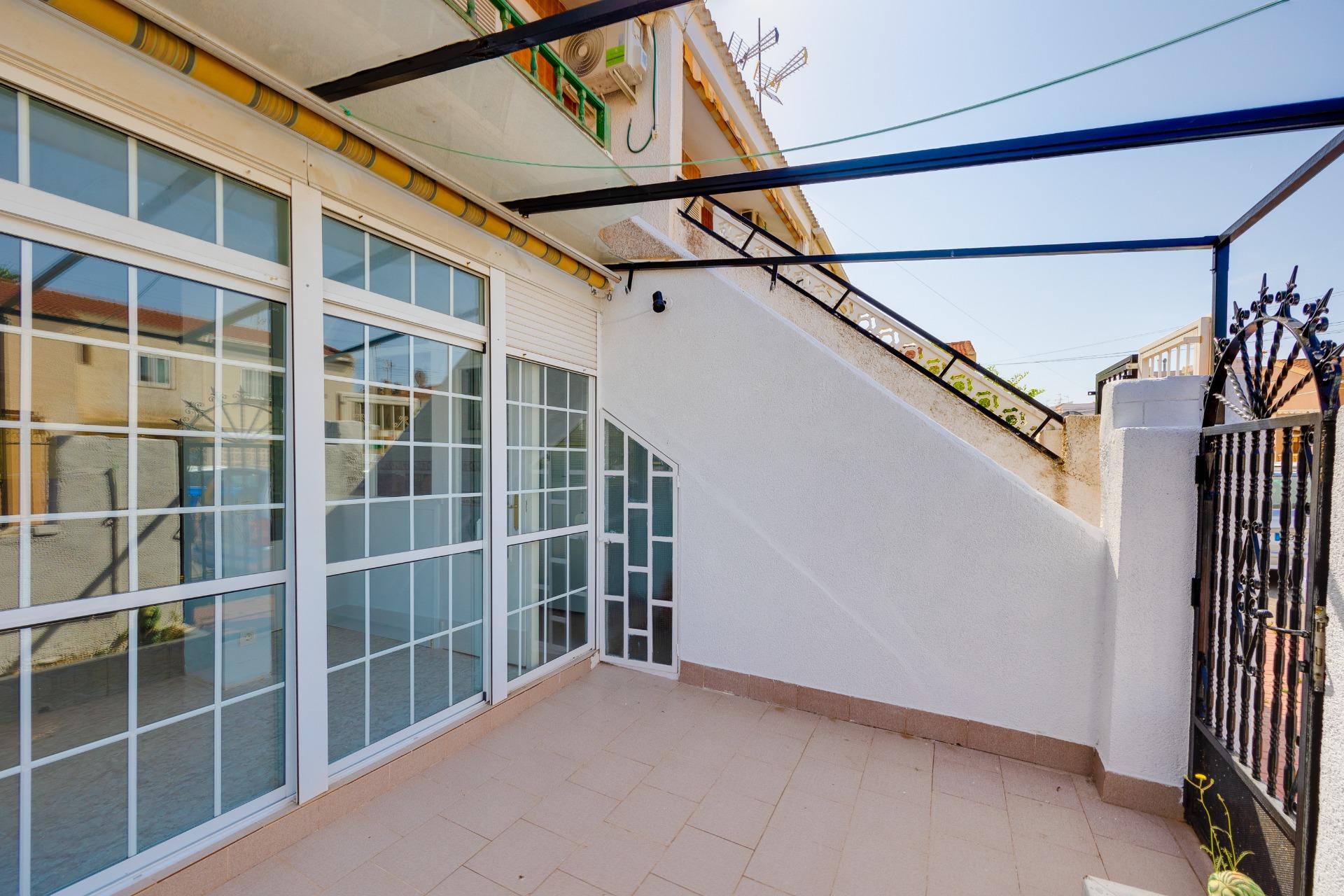 Entrance of the bungalow in Playa de los Naufragos, Torrevieja