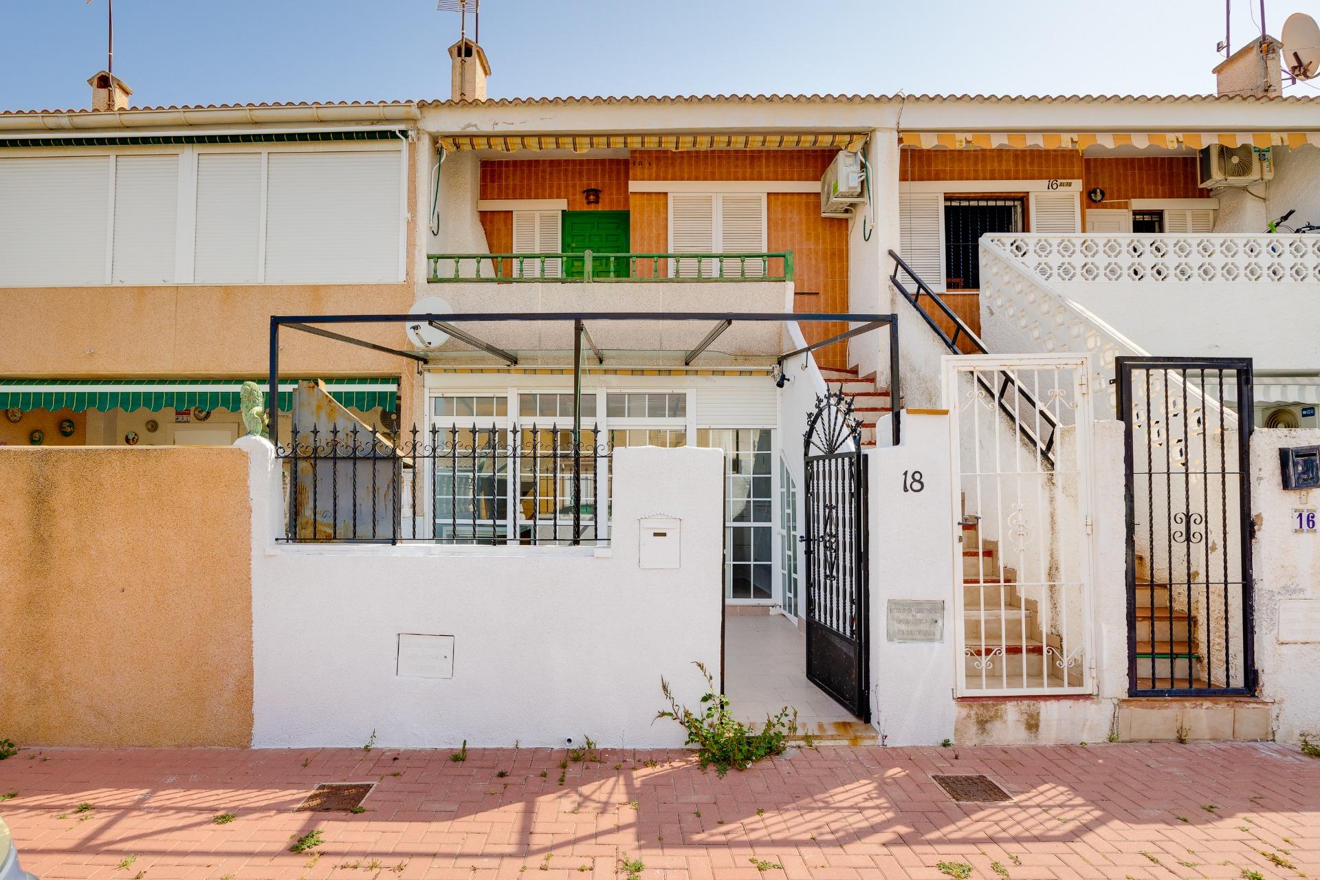 Additional room in bungalow, Playa de los Naufragos