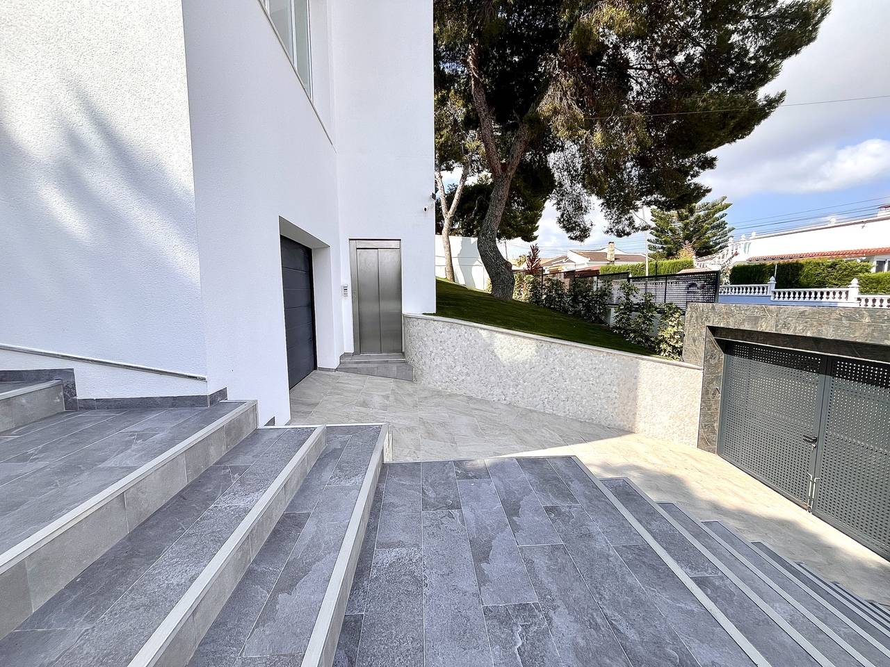 Utility room of the villa in La siesta, Torrevieja (view 34)