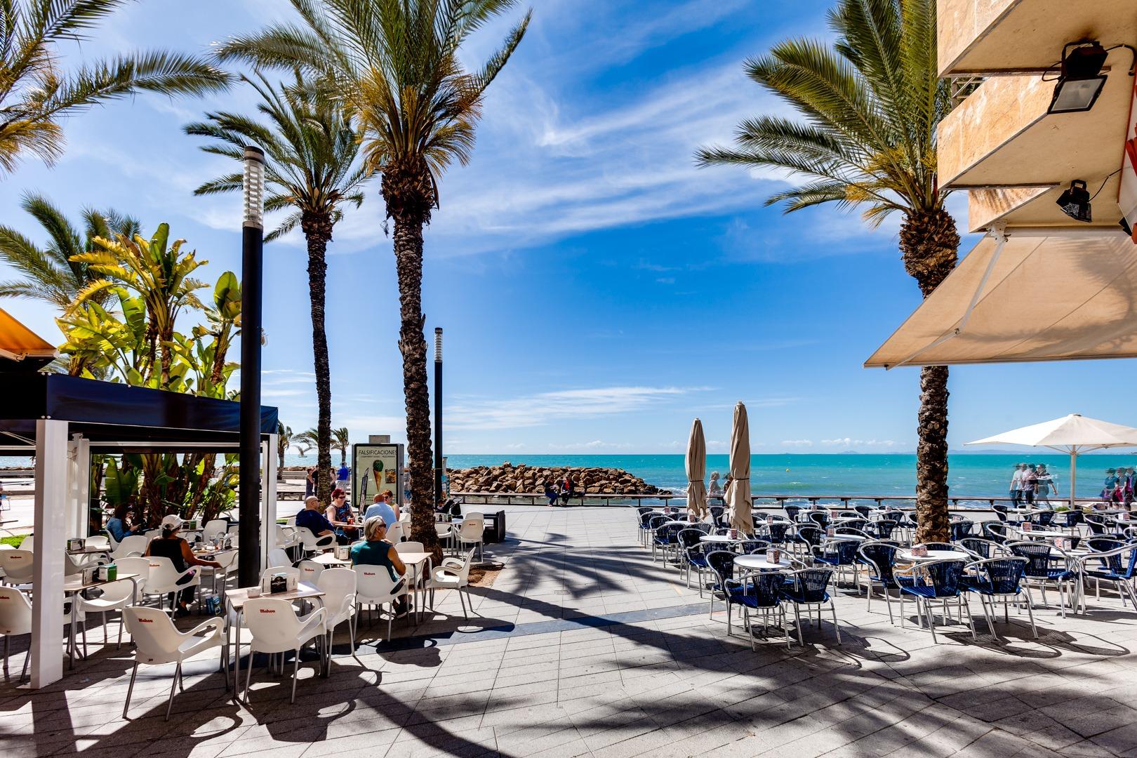 Parking area of the apartment in Centro, Torrevieja (view 57)