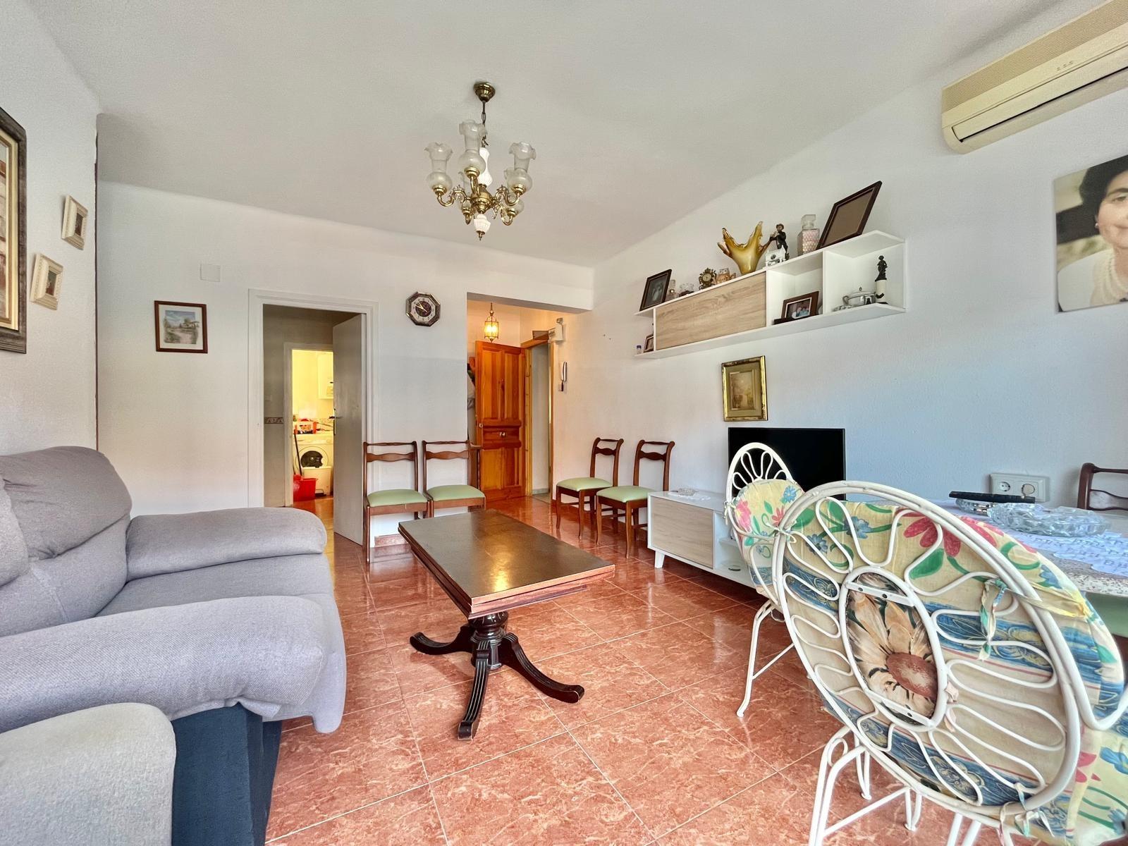 Bedroom in 2-bedroom apartment, Estacion de autobuses