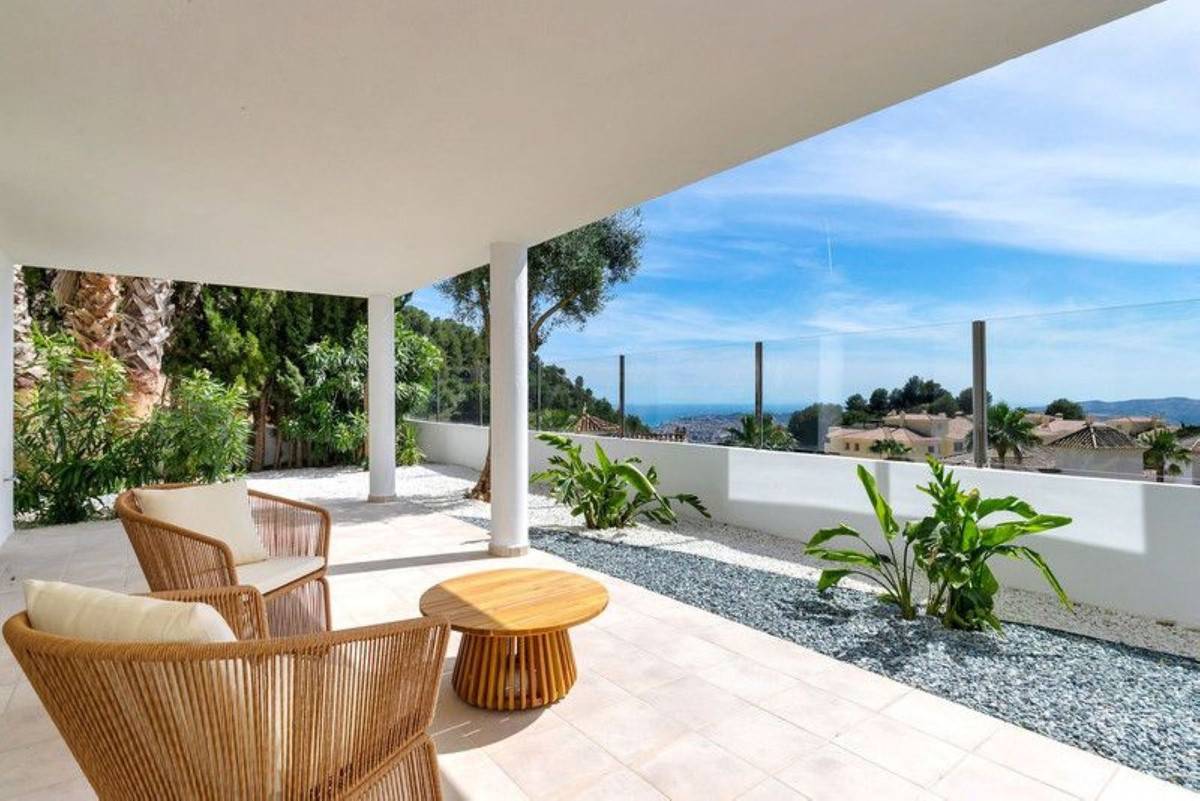 Kitchen area in villa, Riviera del sol