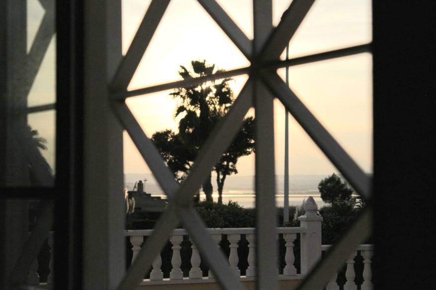 Neighbourhood view of the villa in La Siesta, Torrevieja (view 39)