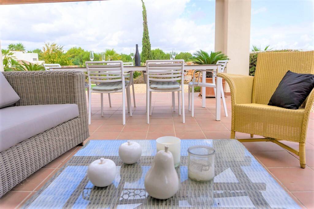 Street view of the villa in Las Colinas Golf, Orihuela