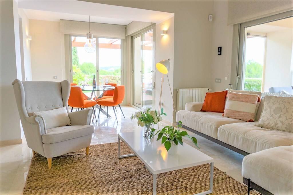 Complex grounds of the villa in Las Colinas Golf, Orihuela