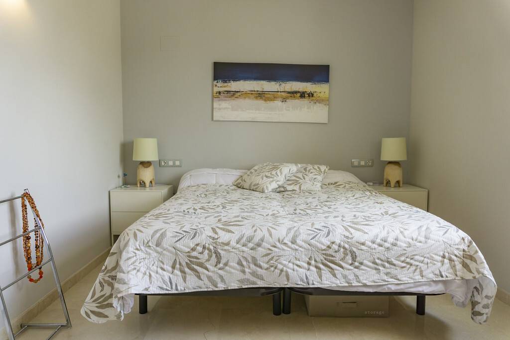 Neighbourhood view of the villa in Las Colinas Golf, Orihuela (view 39)