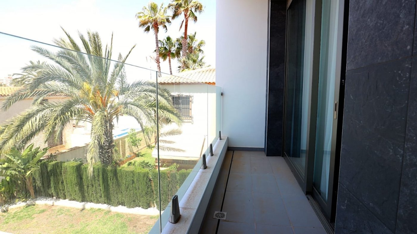 Utility room of the villa in Los Angeles, Torrevieja (view 24)