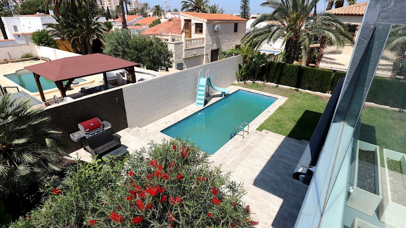 Stairwell of the villa in Los Angeles, Torrevieja (view 25)