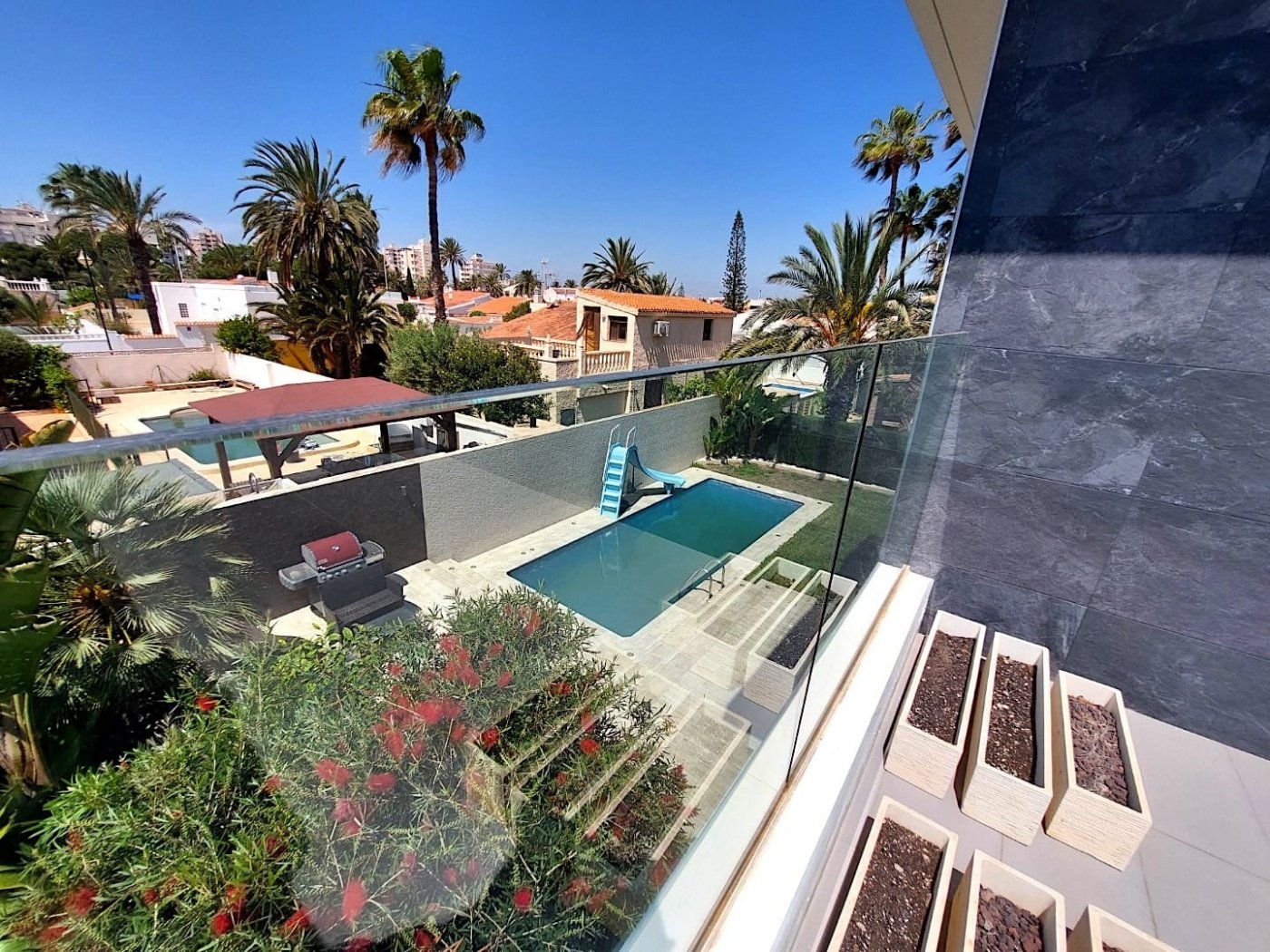 Street view of the villa in Los Angeles, Torrevieja (view 38)