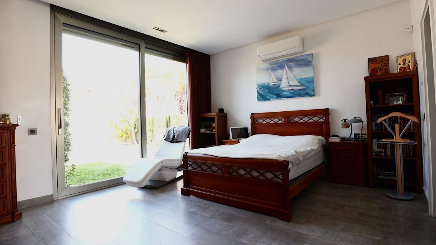 Neighbourhood view of the villa in Los Angeles, Torrevieja (view 39)
