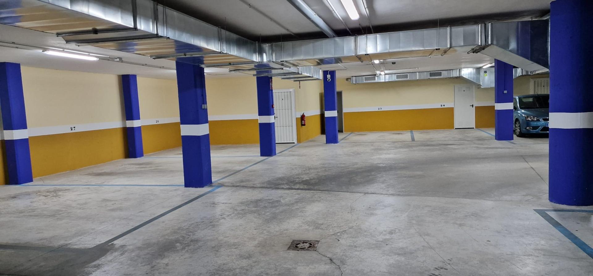 Complex grounds of the apartment in Centro, Torrevieja (view 40)